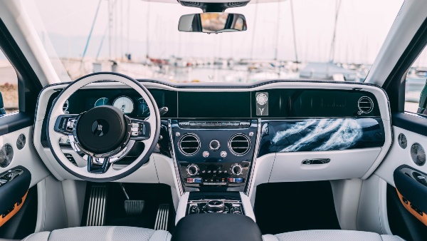 Rolls-Royce Cullinan Yachting Edition