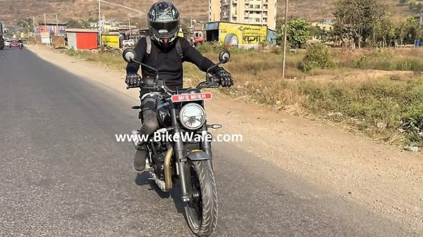 Triumph Speed T4 Spied Testing