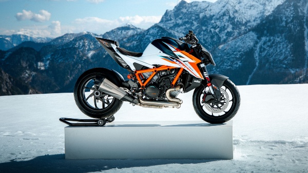 2026 KTM 1390 Super Duke RR