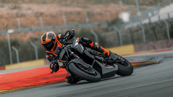 KTM 1390 Super Duke RR Track