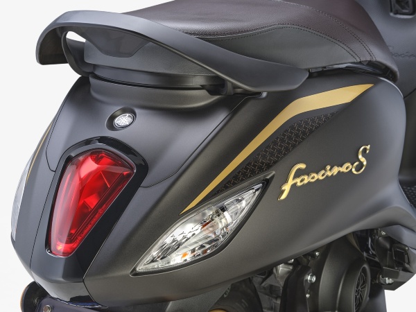 2026 Yamaha Fascino 125 tail lamp