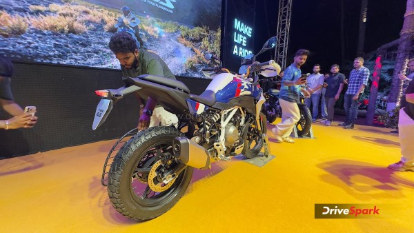 BMW F 450 GS Launched