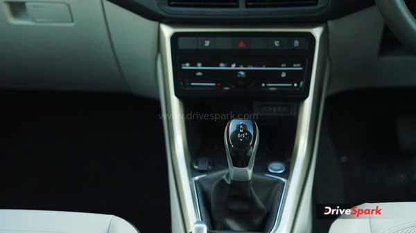 2026 Volkswagen Taigun Facelift Review 8-speed AT gearbox