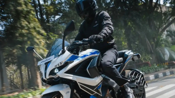 Bajaj Pulsar RS 200