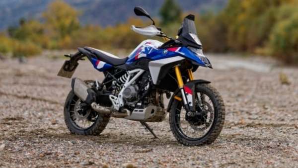 Honda NX500 Vs BMW F 450 GS ADV Honda NX500 Vs BMW F 450 GS ADV