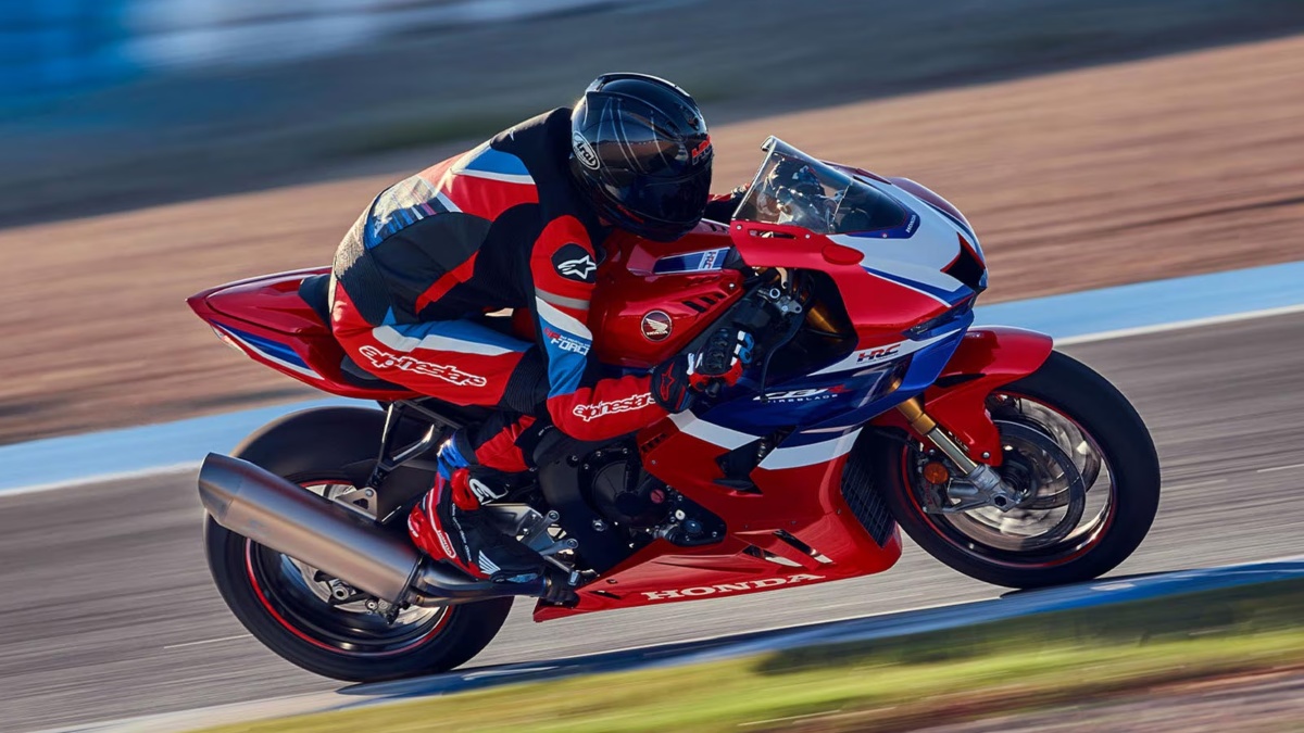 Honda CBR1000RR-R Fireblade SP Returns To India - Launched At Rs 33.50 Lakh