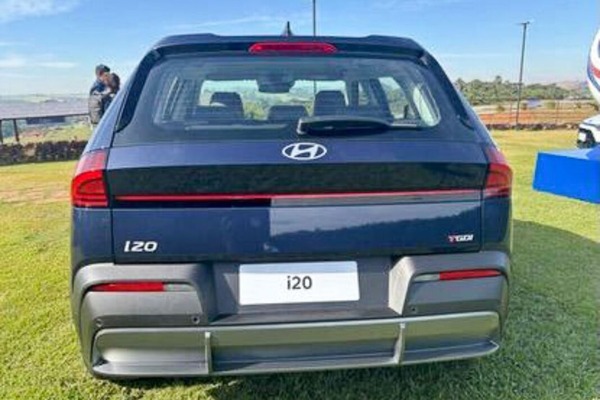 Hyundai i20 Leaked Hyundai i20 Leaked