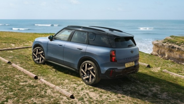 2026 MINI Countryman C