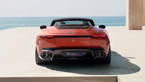 Ferrari Amalfi Spider Launched
