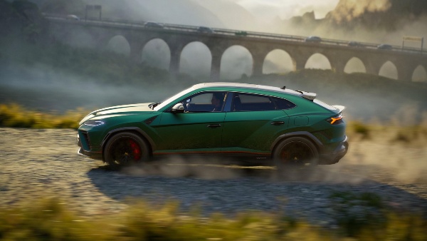 Lamborghini Urus SE Performante Unveiled