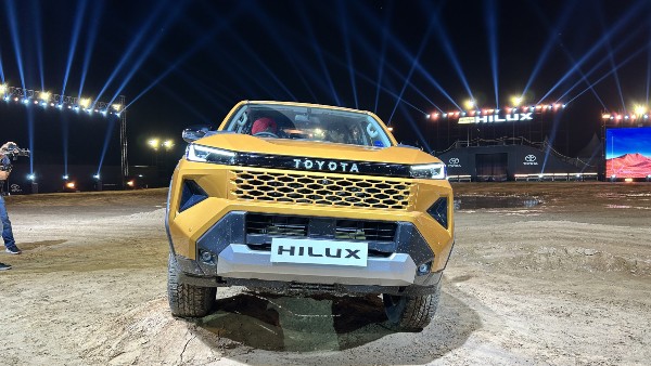 toyota hilux toyota hilux