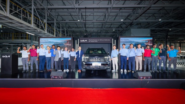 Kia Sorento production starts Kia Sorento production starts