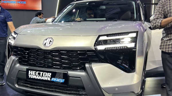 MG Hector Tomahawk PHEV MG Hector Tomahawk PHEV
