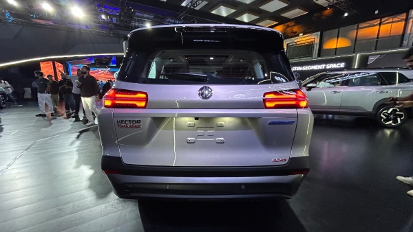 MG Hector Tomahawk PHEV MG Hector Tomahawk PHEV