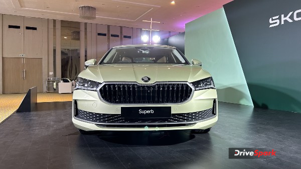 Skoda Superb Diesel Revealed