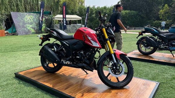 TVS Apache RTR 200 TVS Apache RTR 200