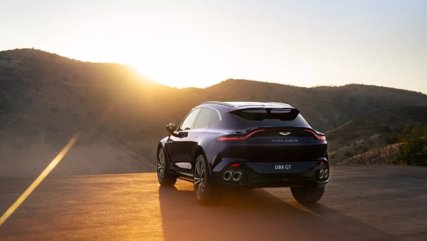 Aston Martin DBX GT