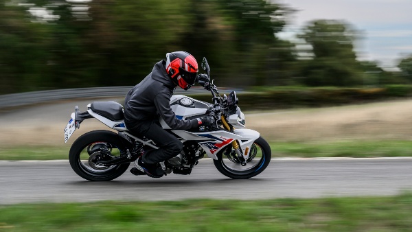 BMW F 450 R BMW F 450 R