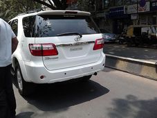  ಆಭರಣ ಅಂಗಡಿಗೆ ಫಾರ್ಚ್ಯುನರ್‌ನಲ್ಲಿ ಬಂದ ದರ್ಶನ್