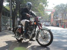 ಸಿವಿಎಸ್ ಮೋಟಾರ್ಸ್‌ ಜತೆ ತಿರುಪತಿಗೆ ರಾಯಲ್ ಪಯಣ