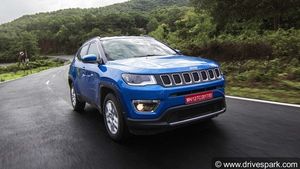 ಜೀಪ್ ಕಂಪಾಸ್ 4x4 ಎಸ್‌ಯುವಿ ಖರೀದಿಸುವ ಗ್ರಾಹಕರಿಗೆ ಇಲ್ಲೊಂದು ಭರ್ಜರಿ ಆಫರ್..