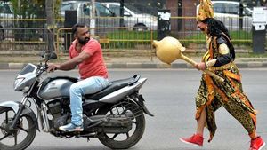 ಟ್ರಾಫಿಕ್​ ರೂಲ್ಸ್​ ಬ್ರೇಕ್​ ಮಾಡ್ತೀರಾ? ಹಾಗಾದ್ರೆ ಯಮರಾಜ ನಿಮ್ಮನ್ನು ಬಿಡಲಾರ..!