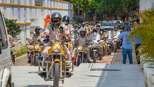 ಕರೋನಾ ವೈರಸ್: ಸೈರನ್ ಮೊಳಗಿಸಿ ಧನ್ಯವಾದ ಸಲ್ಲಿಸಿದ ಪೊಲೀಸರು