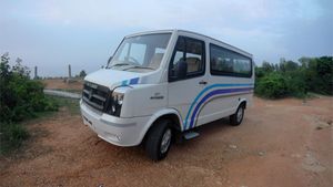 ಲಗ್ಷುರಿ ಫೀಚರ್ಸ್‌ಗಳೊಂದಿಗೆ ಮಾಡಿಫೈಗೊಂಡ ಫೋರ್ಸ್ ಟ್ರಾವೆಲರ್