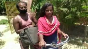 ಹೃದಯಾಘಾತದಿಂದ ನಿಧನರಾದ ಸೈಕಲ್ ಹುಡುಗಿಯ ತಂದೆ