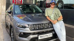 ಐಷಾರಾಮಿ ಜೀಪ್ ಕಂಪಾಸ್ ಎಸ್‍ಯುವಿ ಖರೀದಿಸಿದ ಗಲ್ಲಿ ಬಾಯ್ ನಟ ವಿಜಯ್ ವರ್ಮಾ 