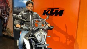 ನಮ್ಮ ಬೆಂಗಳೂರಿನಲ್ಲಿ ಹೊಸ ಮೈಲಿಗಲ್ಲು ಸೃಷ್ಟಿಸಿದ KTM 390 Adventure ಬೈಕ್