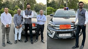 ಸರ್ಕಾರಿ ಕಾರಿನೊಂದಿಗೆ ಇನ್ಸ್ಟಾಗ್ರಾಂನಲ್ಲಿ ಪಬ್ಲಿಕ್‌ ಸ್ಟಂಟ್‌ : IAS ಅಧಿಕಾರಿ ಚುನಾವಣಾ ಕರ್ತವ್ಯದಿಂದ ವಜಾ