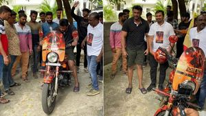 ನಮಗೆ ಯಾರ ಪ್ರಚಾರವು ಬೇಕಿಲ್ಲ.. ಕ್ರಾಂತಿ ಸಿನಿಮಾಗಾಗಿ ಅಭಿಮಾನಿ ಮಾಡಿದ ಕೆಲಸಕ್ಕೆ ಮೆಚ್ಚಿದ 'ಡಿ ಬಾಸ್'