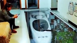 Video: ಇನ್ಮುಂದೆ ಮನೆಯೊಳಗೆ ನೇರವಾಗಿ ಬರುತ್ತೆ ಮೆಟ್ರೋ... ಕಾರು, ಬೈಕ್, ಬಸ್ ಬೇಕಾಗಿಯೇ ಇಲ್ಲ