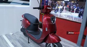 Auto Expo 2023: ಸೆಲ್ಫ್ - ಬ್ಯಾಲೆನ್ಸಿಂಗ್ Liger X, X+ ಎಲೆಕ್ಟ್ರಿಕ್ ಸ್ಕೂಟರ್‌ ಪ್ರದರ್ಶನ - ಎಂತಹ ತಂತ್ರಜ್ಞಾನ..! 
