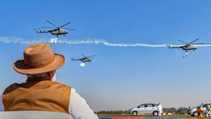 ಏಷ್ಯಾದ ಅತೀ ದೊಡ್ಡ ಏರ್ ಶೋಗೆ ಪ್ರಧಾನಿ ಮೋದಿ ಚಾಲನೆ: ಬಾನಂಗಳದಲ್ಲಿ ಲೋಹದ ಹಕ್ಕಿಗಳ ಕಲರವ