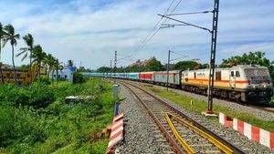 Train Mileage: ರೈಲಿನ ಮೈಲೇಜ್ ಎಷ್ಟು ಗೊತ್ತಾ? ಕಾರಿನಲ್ಲಿ 1 ಲಕ್ಷ ಕಿ.ಮೀ ಪ್ರಯಾಣಿಸಬಹುದು!