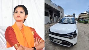 ಚೈತ್ರ ಕುಂದಾಪುರ ಅವರ ಸೀಜ್ ಆದ ದುಬಾರಿ ಕಾರಿನ ಬಗ್ಗೆ ಗೊತ್ತಾ?