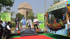 ಭಾರತದ ಮೊದಲ ಹೈಡ್ರೋಜನ್ ಚಾಲಿತ ಬಸ್‌ಗೆ ಚಾಲನೆ: ಟಾಟಾದಿಂದ ಎರಡು ಬಸ್‌ಗಳ ಪೂರೈಕೆ 