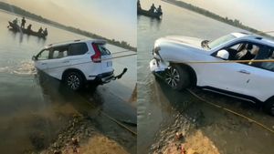 Mahindra Scorpio: ಚಾಲಕನ ಆ ಒಂದು ತಪ್ಪಿನಿಂದ ಮಹೀಂದ್ರಾ ಸ್ಕಾರ್ಪಿಯೋ-ಎನ್ ಕೆರೆ ಪಾಲು!