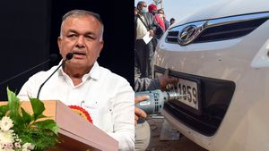 HSRP ನಂಬರ್‌ ಪ್ಲೇಟ್‌ ಗಡುವು ಮುಂದಕ್ಕೆ: ಈಗಲೂ ಹಾಕಿಸಿಕೊಳ್ಳದಿದ್ದರೆ ಸರ್ಕಾರ ಸುಮ್ಮನಿರಲ್ಲ!
