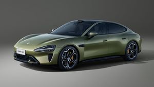 Xiaomi: ಸಿಂಗಲ್‌ ಚಾರ್ಜ್‌ಗೆ 1,200 ಕಿ.ಮೀ ರೇಂಜ್: ಟೆಕ್‌ ದೈತ್ಯ ಶಿಯೋಮಿ SU7 ಅನಾವರಣ!