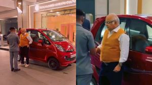 ಕೋಟಿ ಕೋಟಿ ಇದ್ದರೇನಂತೆ...  ಟಾಟಾ ನ್ಯಾನೋದಲ್ಲಿ ಪ್ರಯಾಣಿಸಿ ಸರಳತೆ ಮೆರೆದ ಬಿಲಿಯನೇರ್ ಉದ್ಯಮಿ