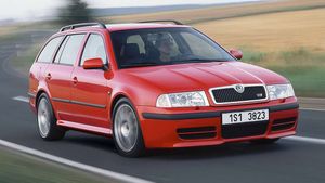 ಜಾಗತಿಕವಾಗಿ ಈ ಕಾರುಗಳು ಸೂಪರ್‌ ಹಿಟ್‌: ಭಾರತದಲ್ಲಿ ಮಾತ್ರ ಅಟ್ಟರ್‌ ಫ್ಲಾಪ್‌! ಕಂಪ್ಲೀಟ್‌ ಲಿಸ್ಟ್‌ ನಿಮಗಾಗಿ... 