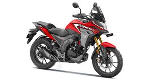 ಅಡ್ವೆಂಚರ್ ಬೈಕ್ ಪ್ರಿಯರಿಗೆ ಸಿಹಿಸುದ್ದಿ: ಕೈಗೆಟುಕುವ ಬೆಲೆಯಲ್ಲಿ ಹೊಸ ಹೋಂಡಾ CB200X ಬಿಡುಗಡೆ