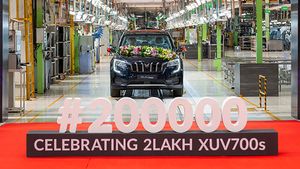 Mahindra: ಮಹೀಂದ್ರಾದ ಈ ಕಾರು 2,00,000 ಯುನಿಟ್ ತಯಾರಿಕೆ.. 33 ತಿಂಗಳಲ್ಲಿ ದೊಡ್ಡ ದಾಖಲೆ 