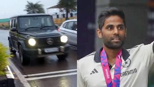 ಭಾರತ ಟಿ20 ತಂಡದ ನೂತನ ನಾಯಕ ಸೂರ್ಯಕುಮಾರ್ ಹೊಸ ಕಾರು ಖರೀದಿ: ಬೆಲೆ ಕೇಳಿದ್ರೆ ತಲೆ ತಿರುಗುತ್ತೆ!