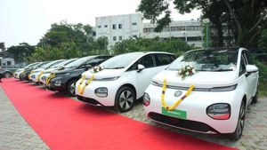 MG Motor: ಬೆಂಗಳೂರಿನಲ್ಲಿ ಒಂದೇ ದಿನ 101 ವಾಹನಗಳ ಡೆಲಿವರಿ: ಈ ಕಾರಿಗೆ ಸಖತ್ ಡಿಮ್ಯಾಂಡ್!