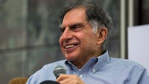 Ratan Tata: ರತನ್ ಟಾಟಾ ಇನ್ನಿಲ್ಲ.. ಶ್ರೀಸಾಮಾನ್ಯರ ಕಾರಿನ ಕನಸು ನನಸು ಮಾಡಿದ್ದ ಮಹಾನ್ ವ್ಯಕ್ತಿ ಇನ್ನು ನೆನಪು ಮಾತ್ರ!   