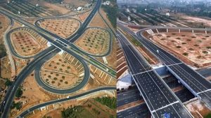 Expressway: ಕರ್ನಾಟಕದಲ್ಲಿ 3 ಹೊಸ ಎಕ್ಸ್‌ಪ್ರೆಸ್‌ವೇ ಸಿದ್ಧಗೊಳ್ಳುತ್ತಿವೆ.. ಇನ್ನೂ ಊರಿಗೆ ಹೋಗುವುದು ಸುಲಭ!